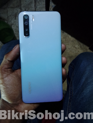 Oppo: F15...RAM 8 GB / ROM 256